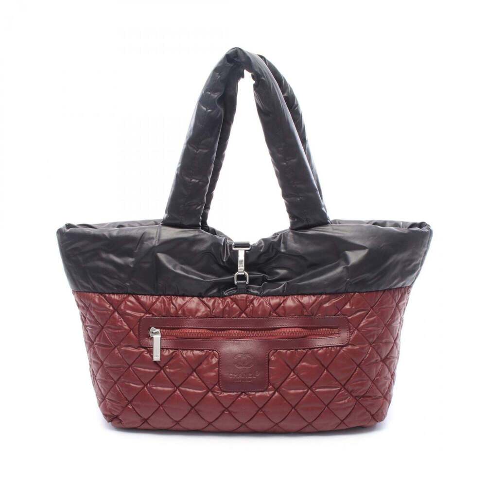 CHANEL Black Leather Tote Bag - Picture 6 of 11